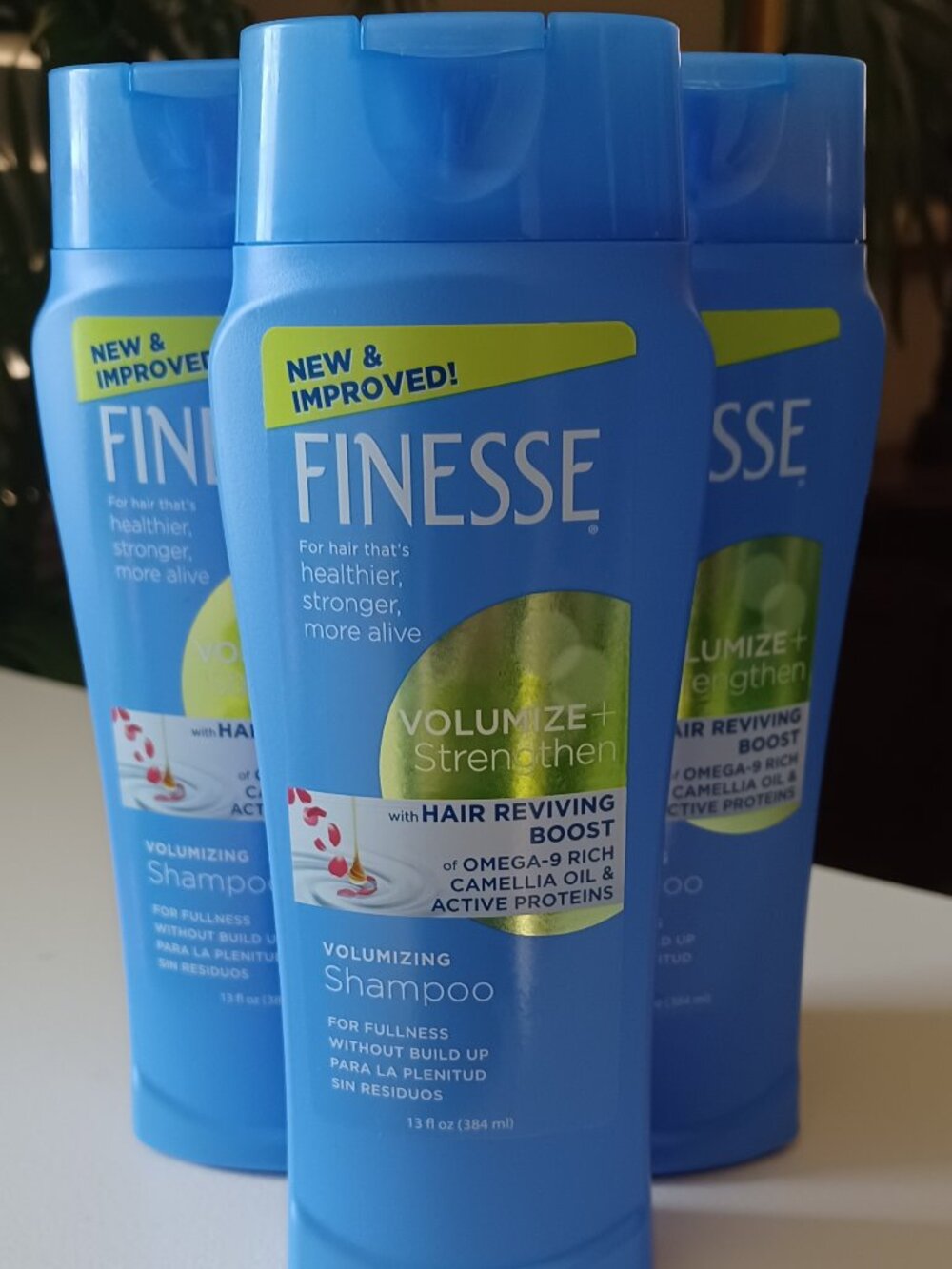 Finesse Volumize + Strengthen Shampoo